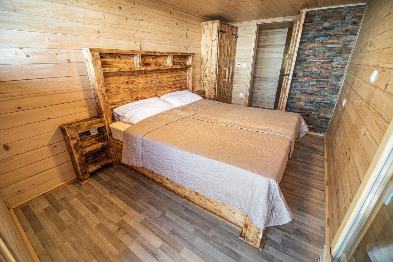 Apartments Zvoh, Krvavec, Ski-In, Ski-Out 戈雷尼斯卡地区采尔克列 外观 照片