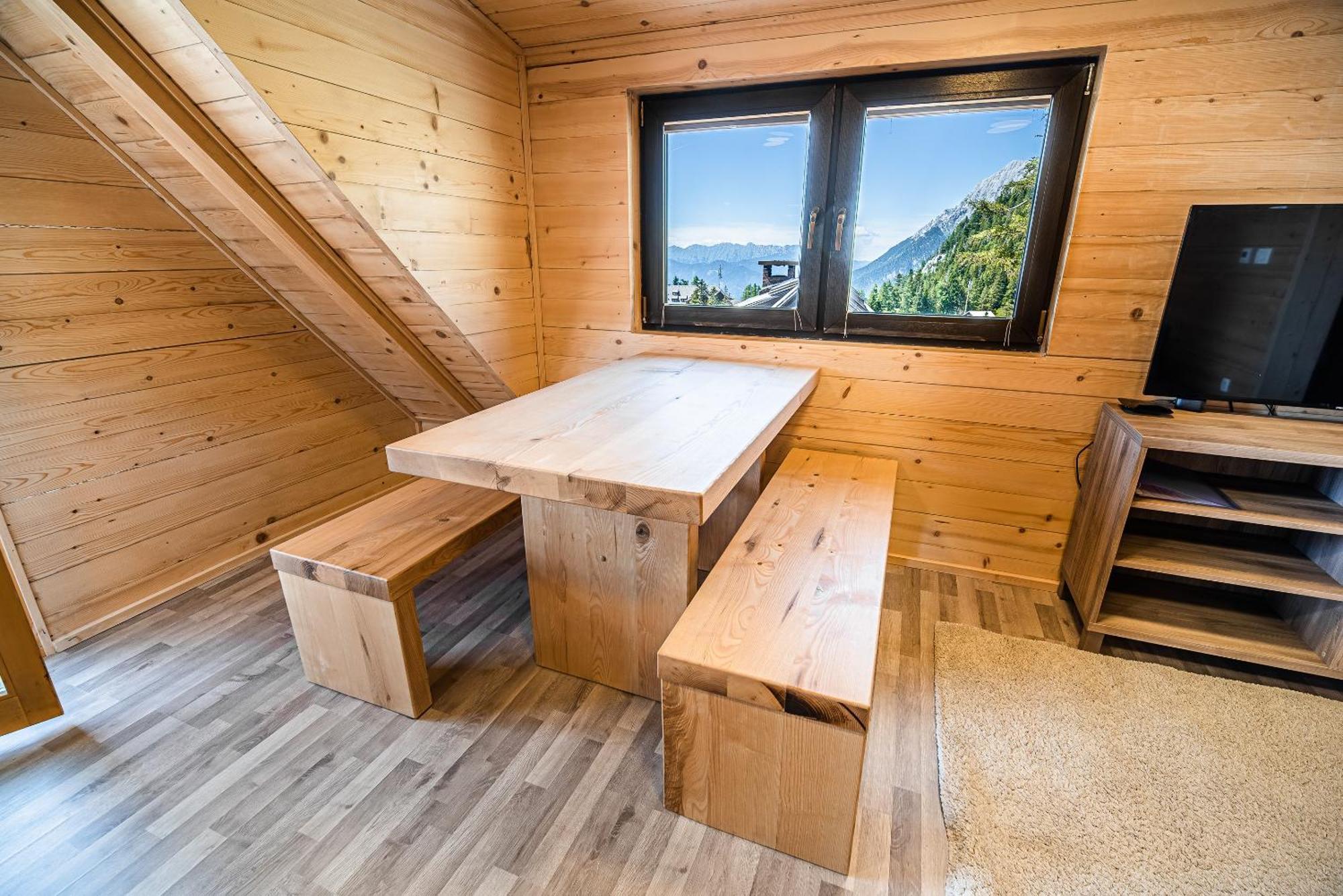Apartments Zvoh, Krvavec, Ski-In, Ski-Out 戈雷尼斯卡地区采尔克列 客房 照片